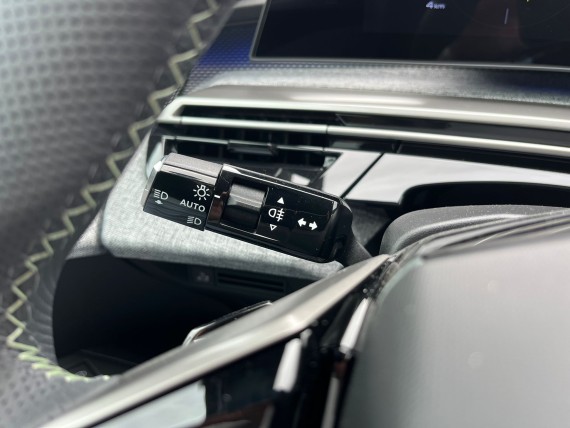 PEUGEOT 3008 NOUVEAU 3008 hybride-017.jpg
